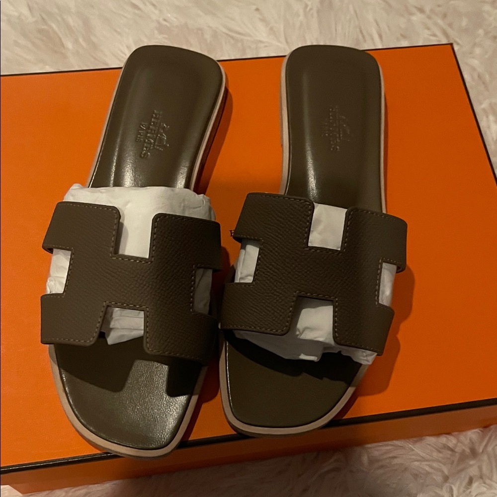 Hermes Oran Sandals in Etoupe